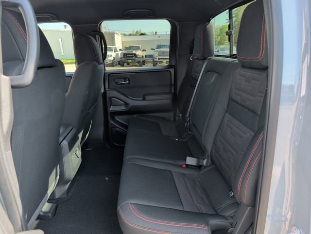 Used 2023 Nissan Frontier PRO-4X w/ Pro Convenience Package AWD/4WD image 31