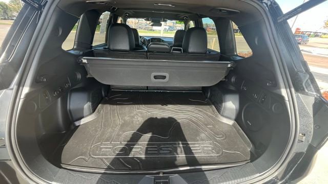 Used 2025 Subaru Forester Limited w/ Popular Package #2 image 8