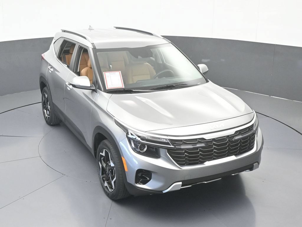 Used 2024 Kia Seltos EX FWD image 53