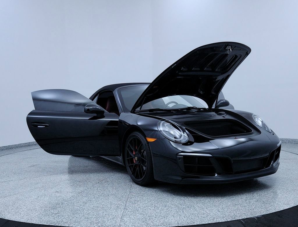 Used 2018 Porsche 911 Carrera 4 GTS image 12
