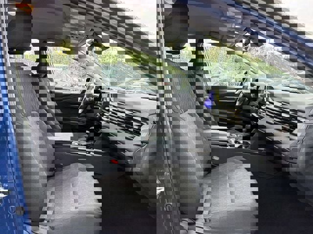 Used 2025 Toyota Camry LE image 17