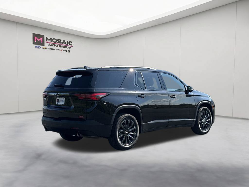 Used 2023 Chevrolet Traverse RS AWD/4WD image 7