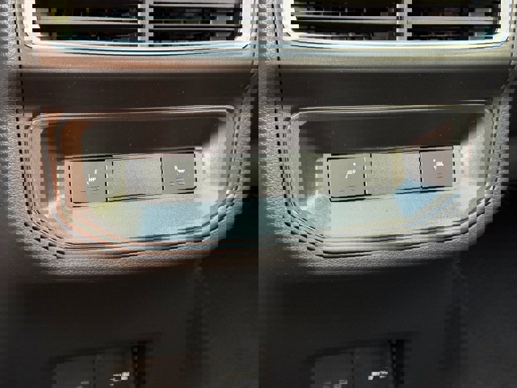 New 2026 Volkswagen Atlas Cross Sport SEL Premium R-Line image 21