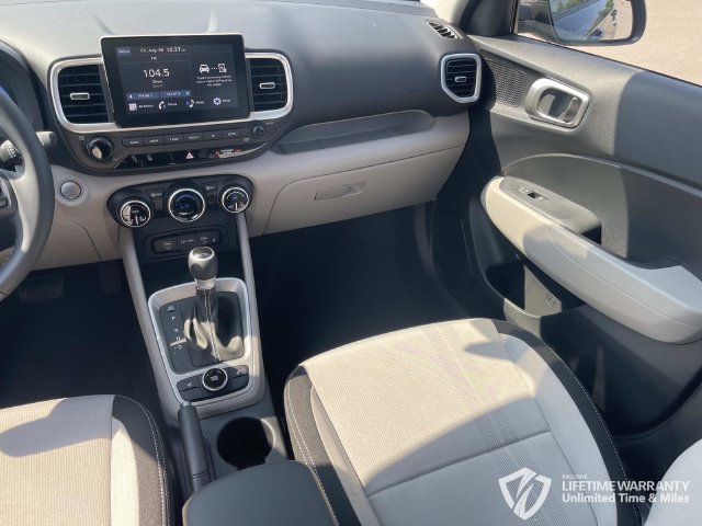 New 2026 Hyundai Venue SEL FWD image 14