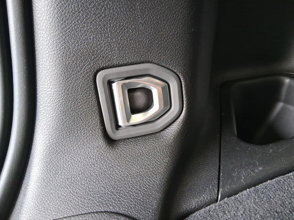 Used 2023 Jeep Grand Cherokee Limited AWD/4WD image 41