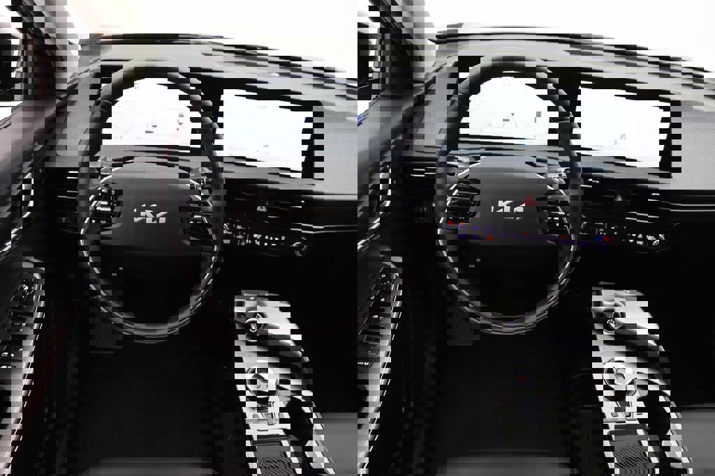 Used 2024 Kia EV6 Light image 13