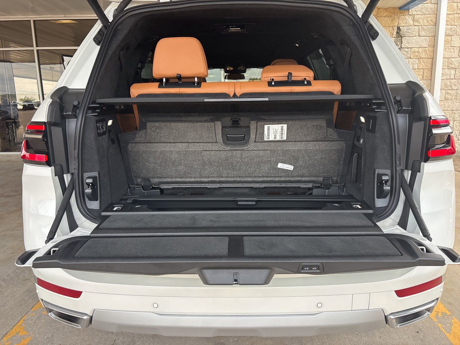 Used 2026 BMW X7 xDrive40i w/ Premium Package AWD/4WD image 19