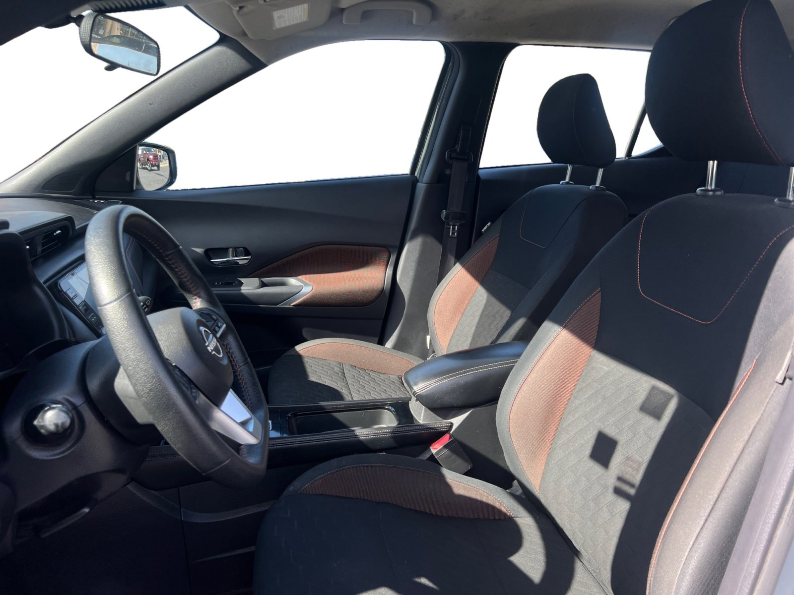 Used 2024 Nissan Kicks SR FWD image 9