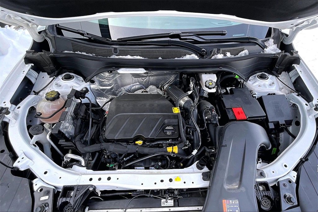 Used 2025 Chevrolet Trax ACTIV w/ Sunroof Package image 10