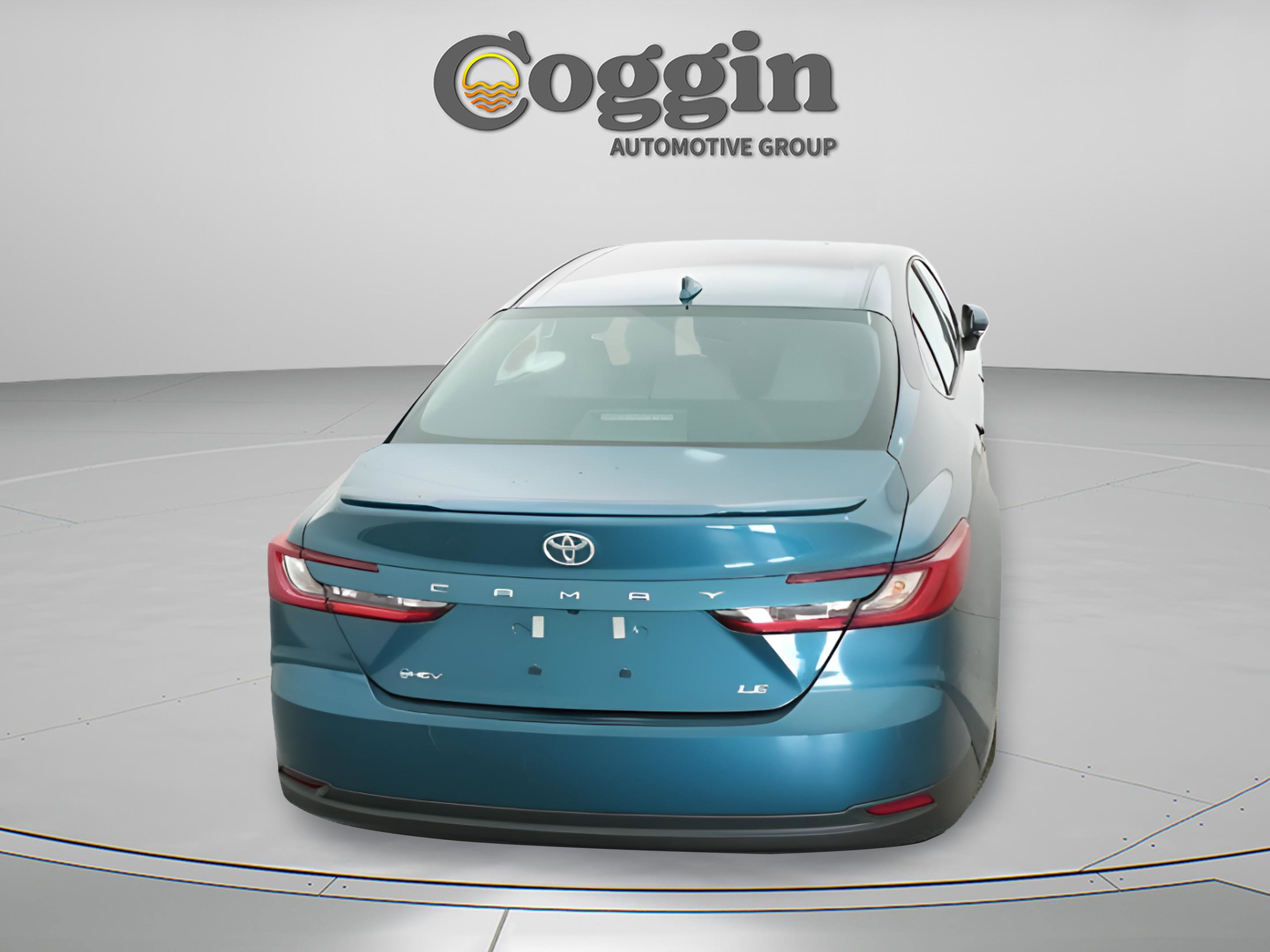 Used 2026 Toyota Camry LE w/ Convenience Package FWD image 14