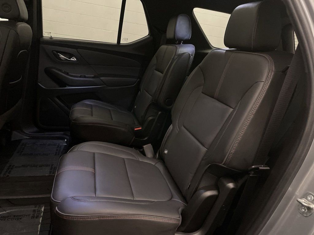 Used 2023 Chevrolet Traverse RS w/ LPO, Floor Liner Package image 20
