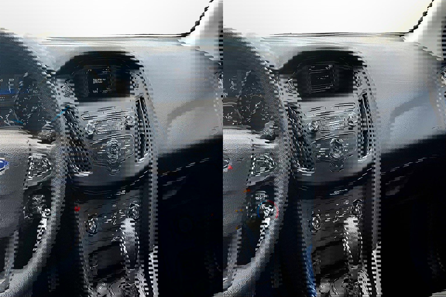 Used 2018 Ford Focus SE image 6