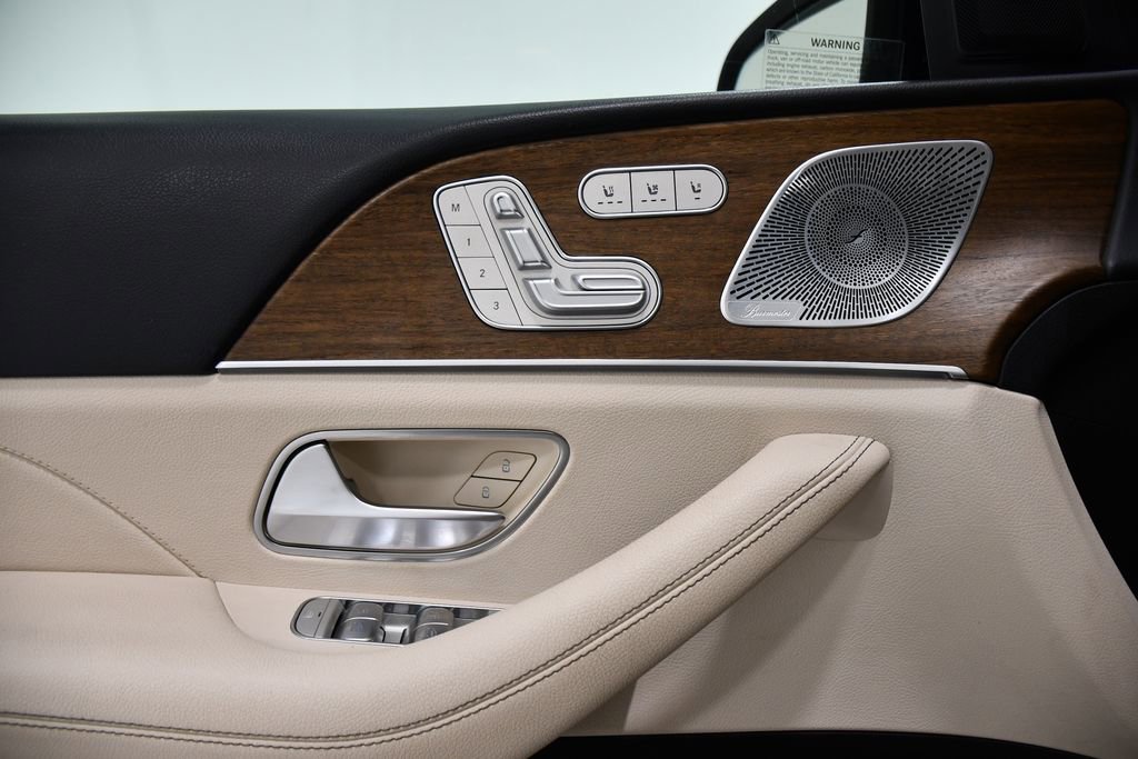 Certified 2021 Mercedes-Benz GLS 580 4MATIC image 17