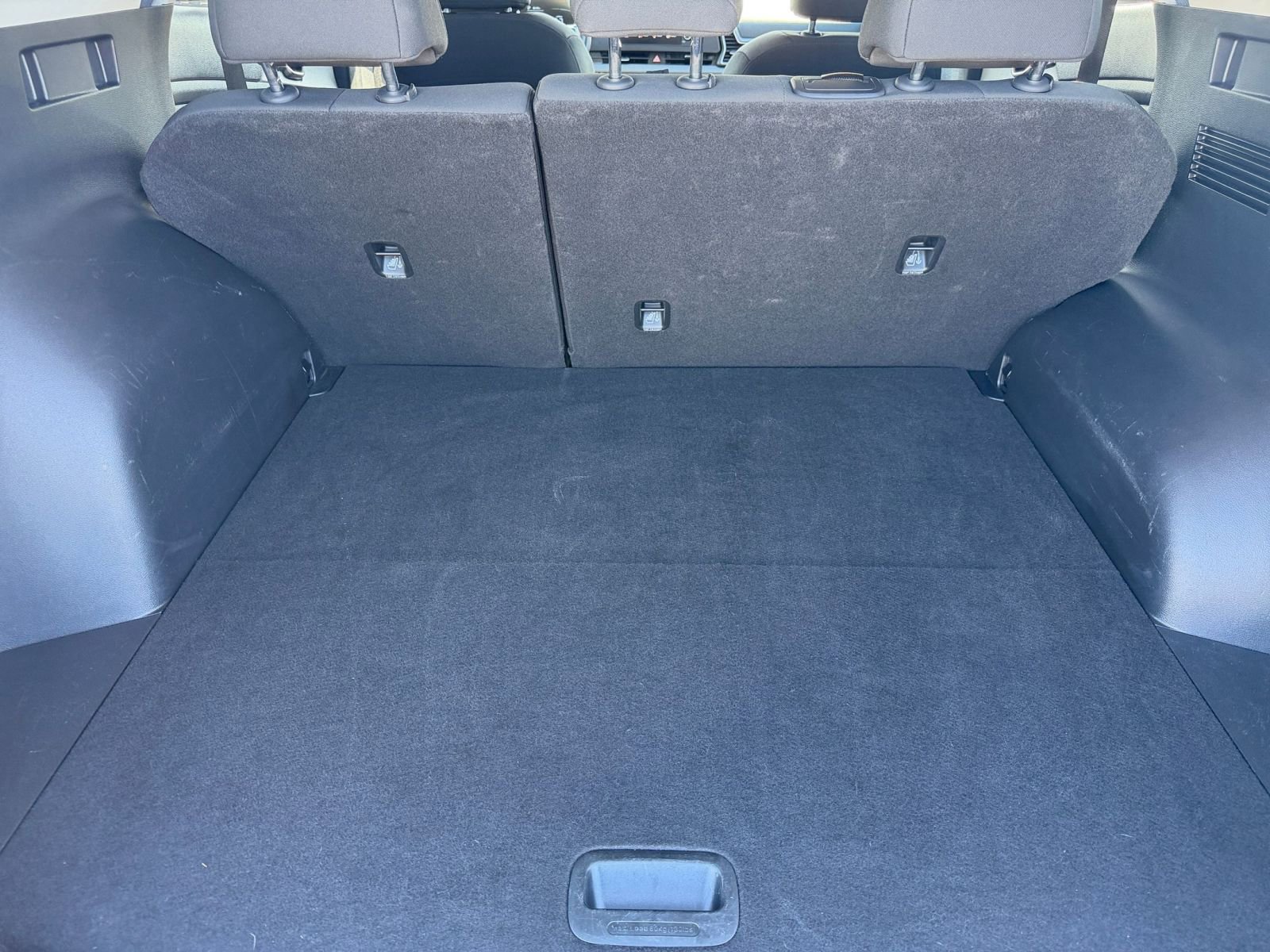 Used 2025 Kia Sportage LX image 30