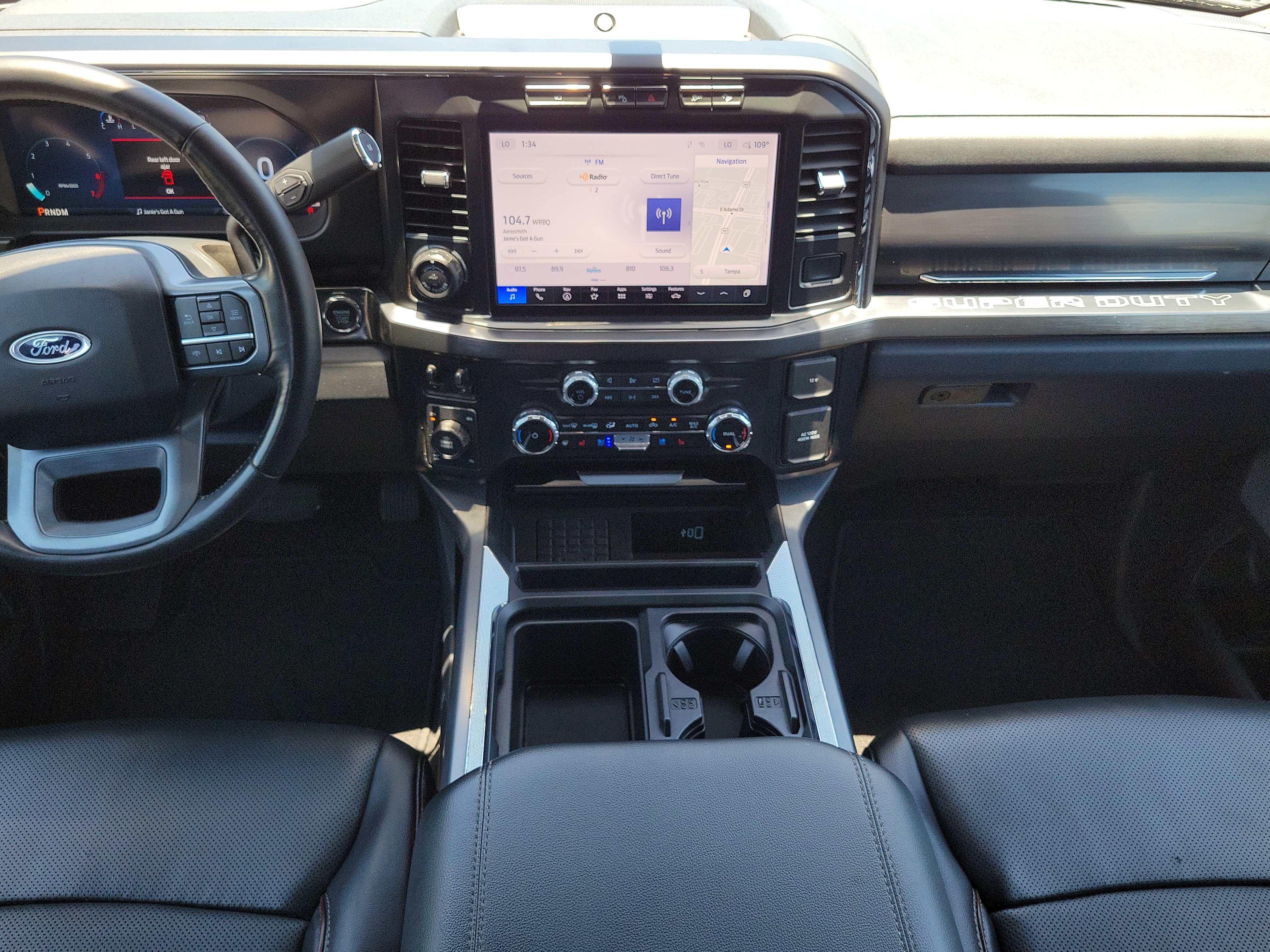 Used 2024 Ford F250 Lariat w/ Lariat Ultimate Package AWD/4WD image 14