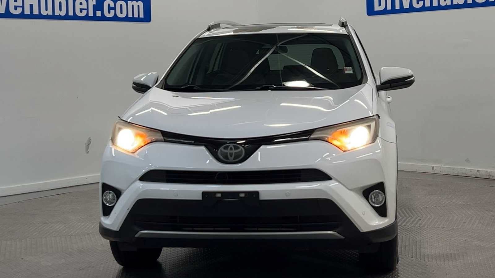 Used 2016 Toyota RAV4 XLE w/ Convenience Package AWD/4WD image 3