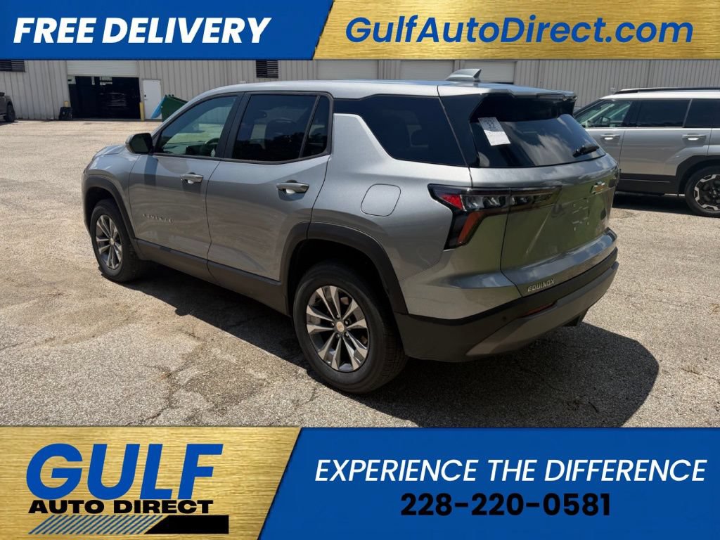 Used 2026 Chevrolet Equinox LT FWD image 5