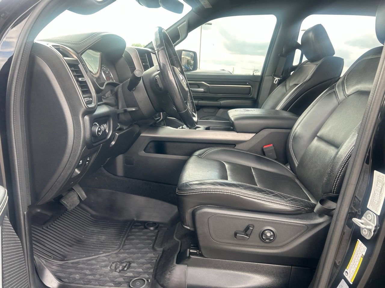 Used 2019 RAM 1500 Sport w/ Advanced Safety Group AWD/4WD image 11