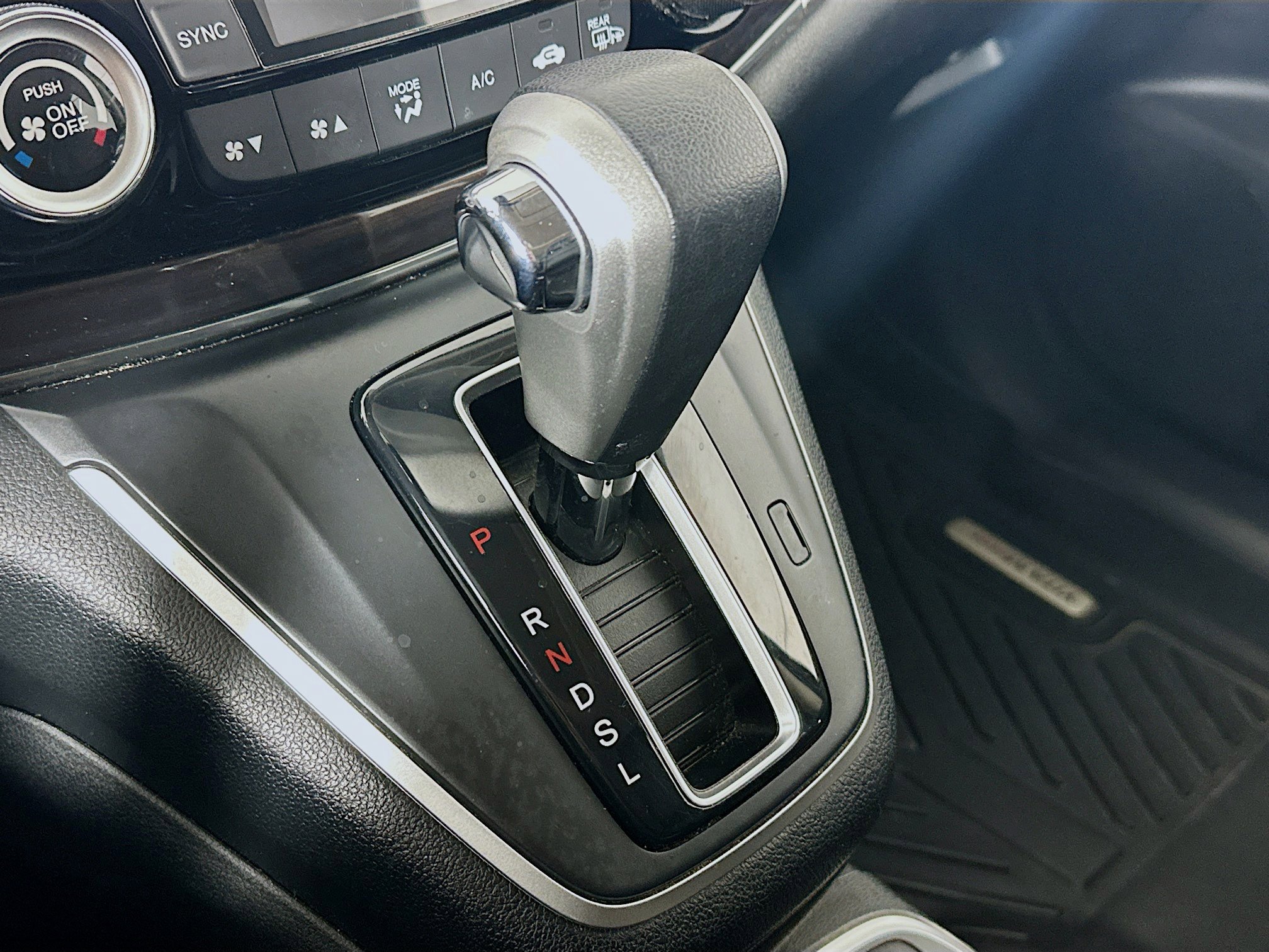 Used 2016 Honda CR-V Touring image 24