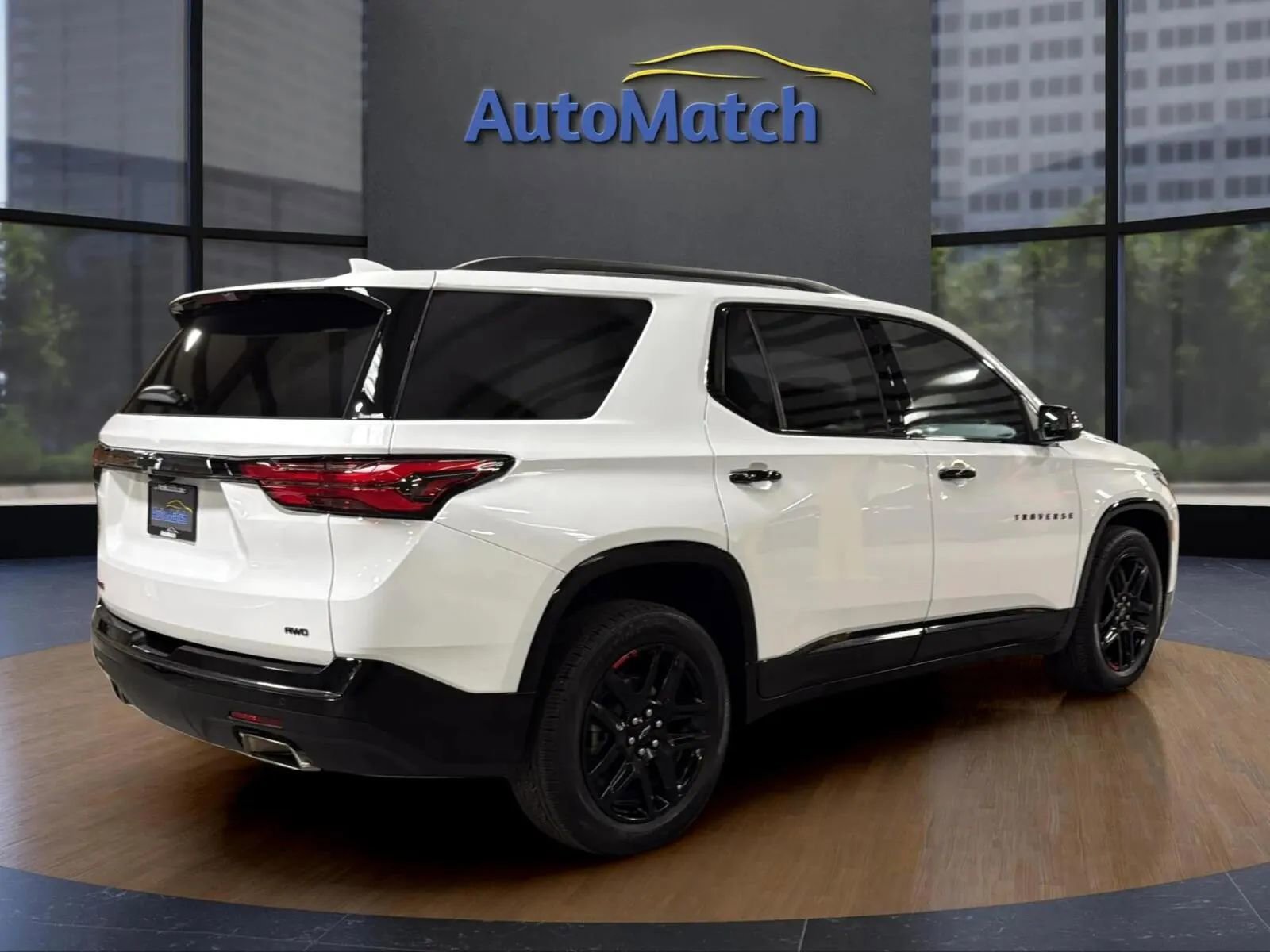 Used 2023 Chevrolet Traverse Premier w/ Redline Edition AWD/4WD image 12