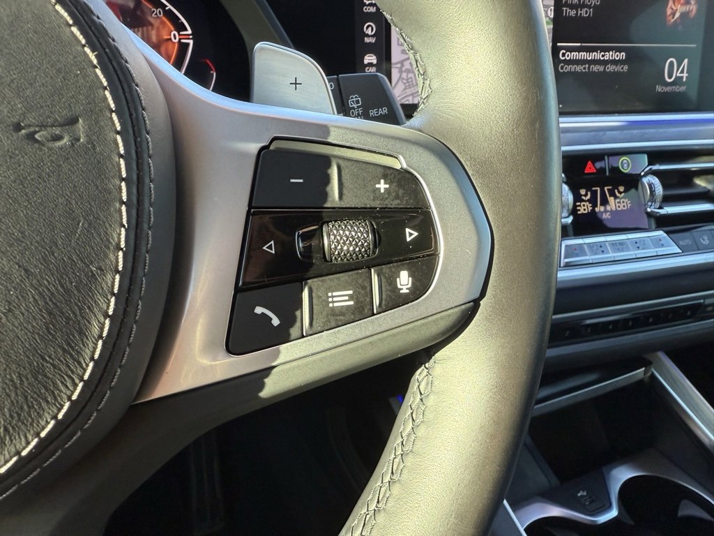 Used 2022 BMW X7 xDrive40i w/ M Sport Package image 25