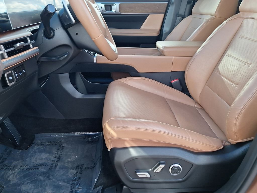 New 2025 Hyundai Santa Fe Limited image 11