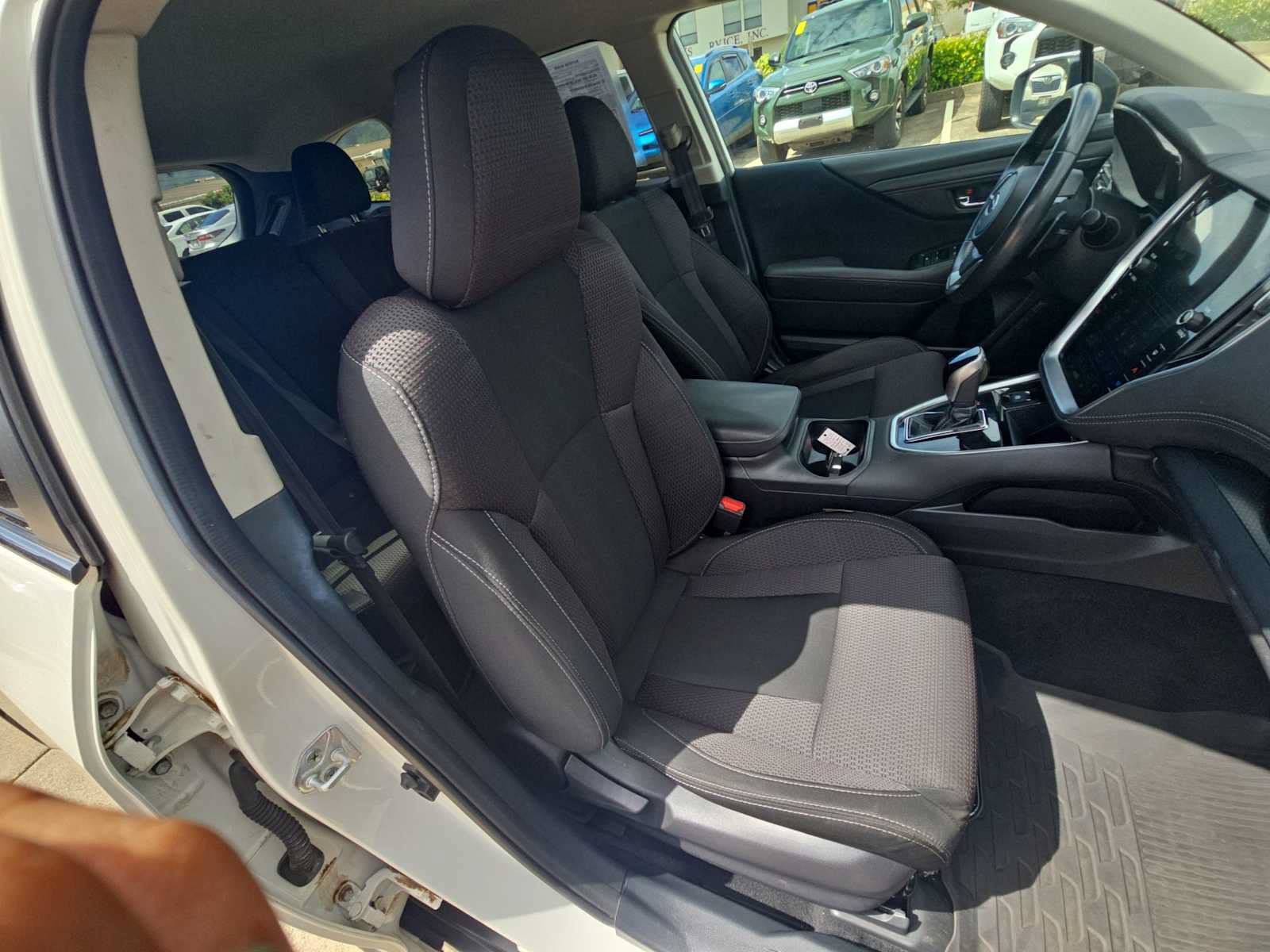 Used 2023 Subaru Outback Premium AWD/4WD image 24
