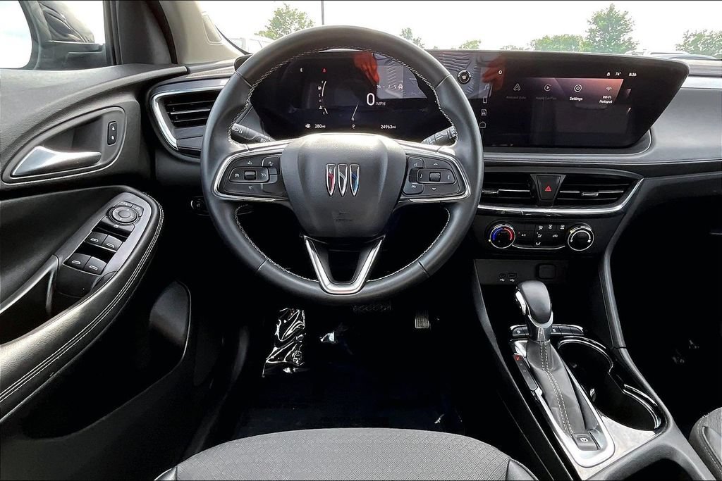 Used 2025 Buick Encore GX Preferred FWD image 10