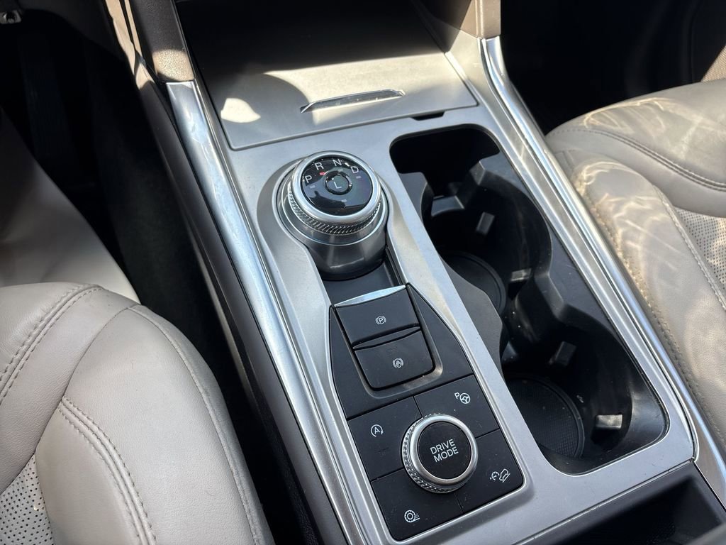 Used 2022 Ford Explorer Platinum w/ Equipment Group 601A image 23