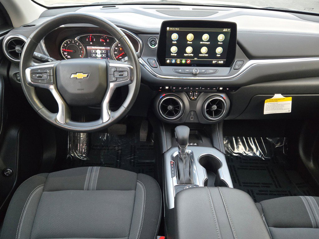 Certified 2024 Chevrolet Blazer LT w/ Convenience Package image 18