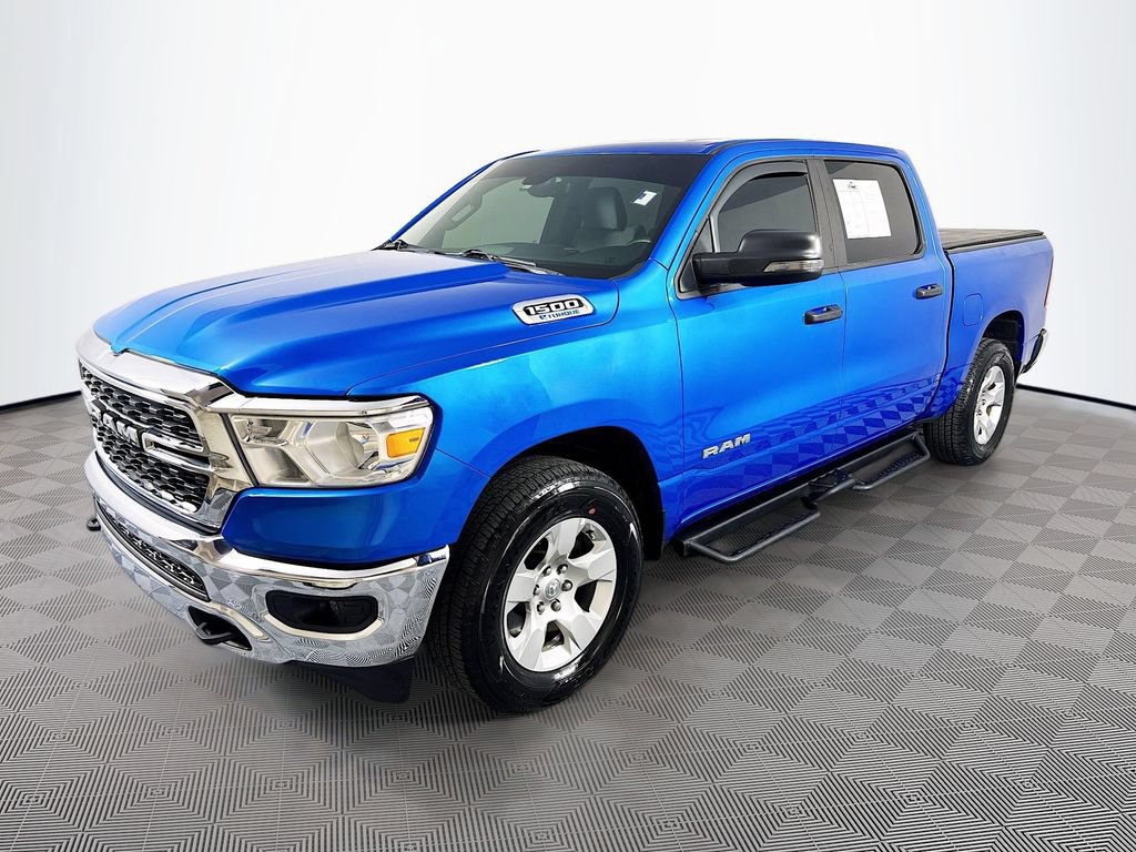 Used 2024 RAM 1500 Big Horn AWD/4WD image 3