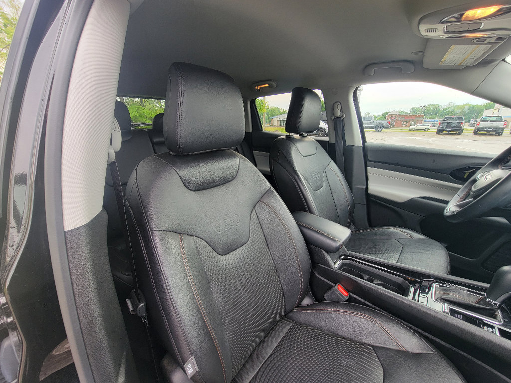 Used 2022 Jeep Compass Limited AWD/4WD image 32