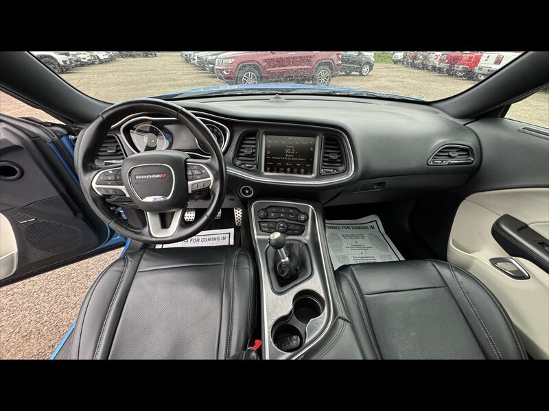Used 2015 Dodge Challenger R/T Plus RWD image 15