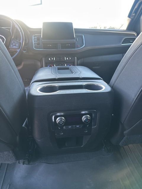 Used 2022 GMC Yukon XL AT4 image 19