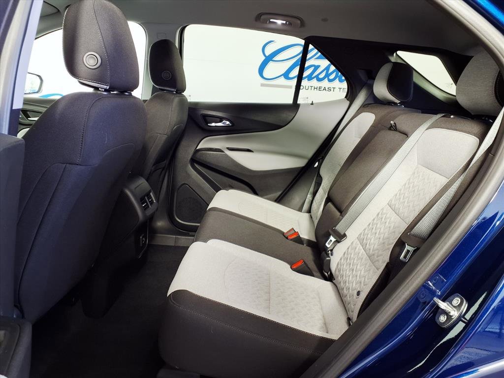 Used 2022 Chevrolet Equinox LS w/ LS Convenience Package image 9