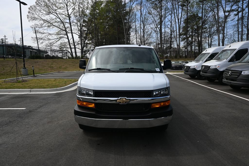 Used 2024 Chevrolet Express 2500 w/ Driver Convenience Package image 28