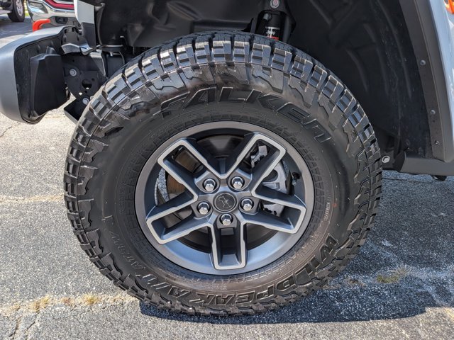 Used 2025 Jeep Gladiator Mojave AWD/4WD image 12