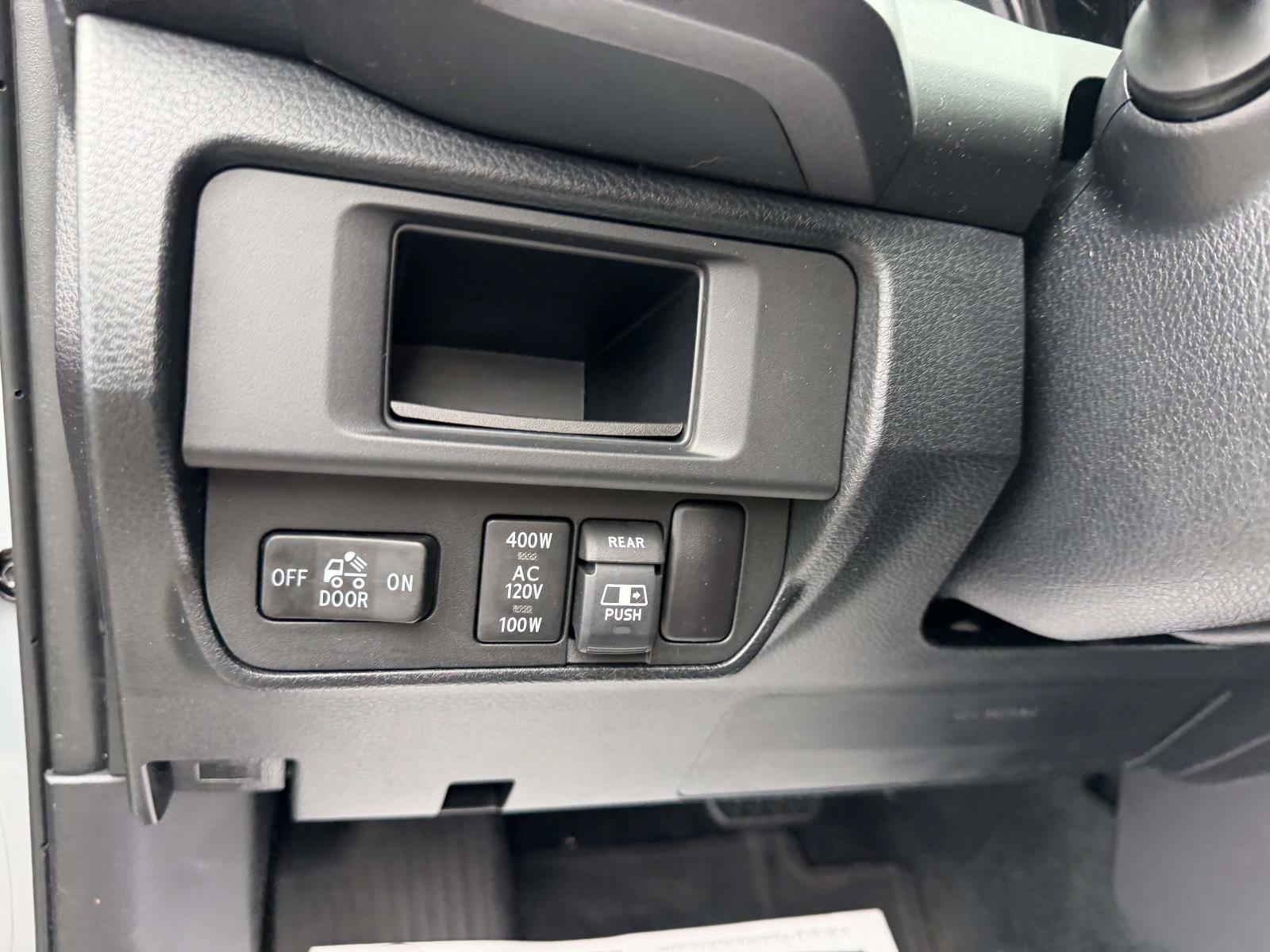 Used 2017 Toyota Tacoma TRD Pro AWD/4WD image 17