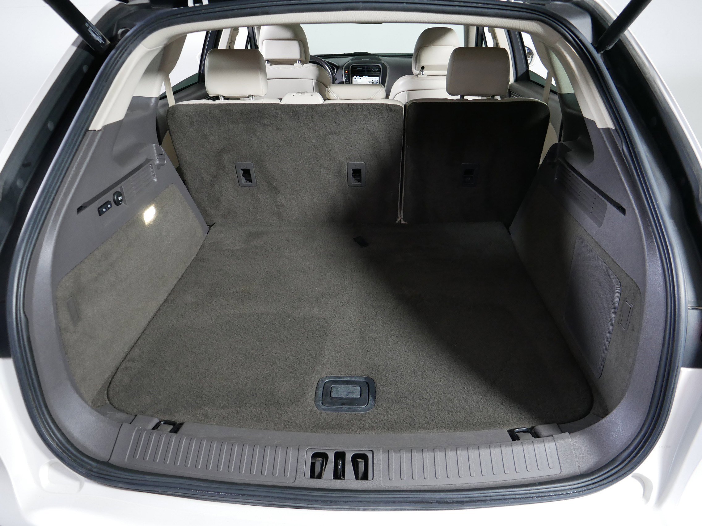 Used 2016 Lincoln MKX Reserve w/ Climate Package AWD/4WD image 18
