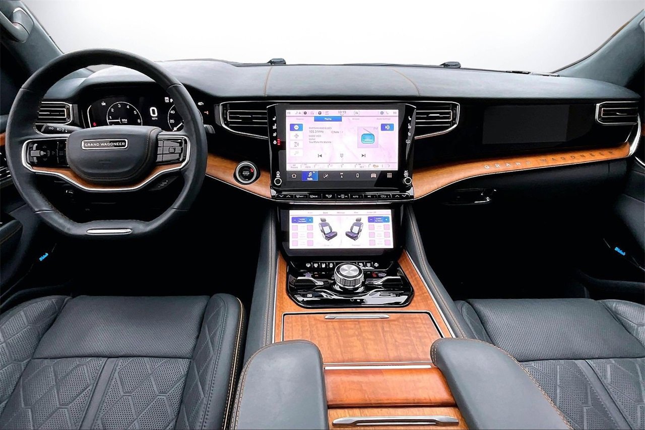 Used 2022 Jeep Grand Wagoneer Series III image 15