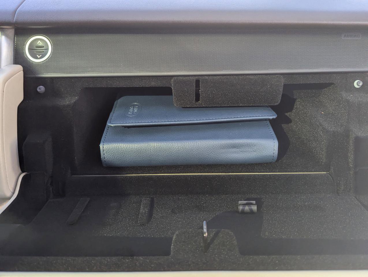 Used 2016 Land Rover Range Rover Supercharged image 42