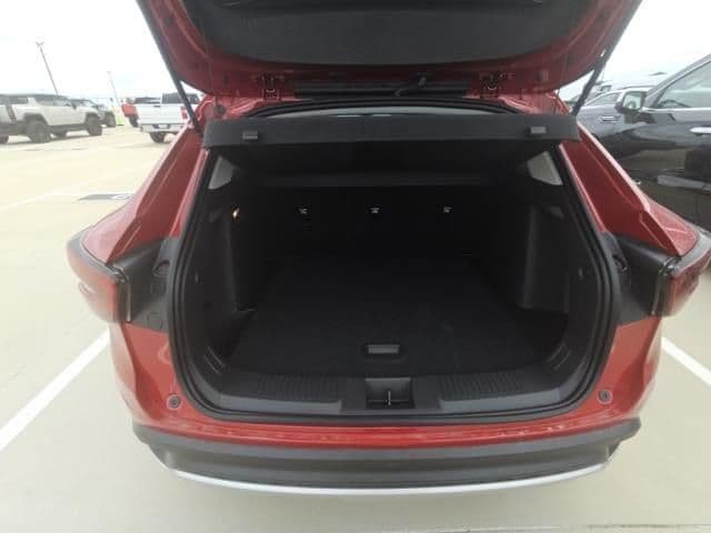 Used 2026 Chevrolet Trax LT w/ Driver Confidence Package FWD image 6