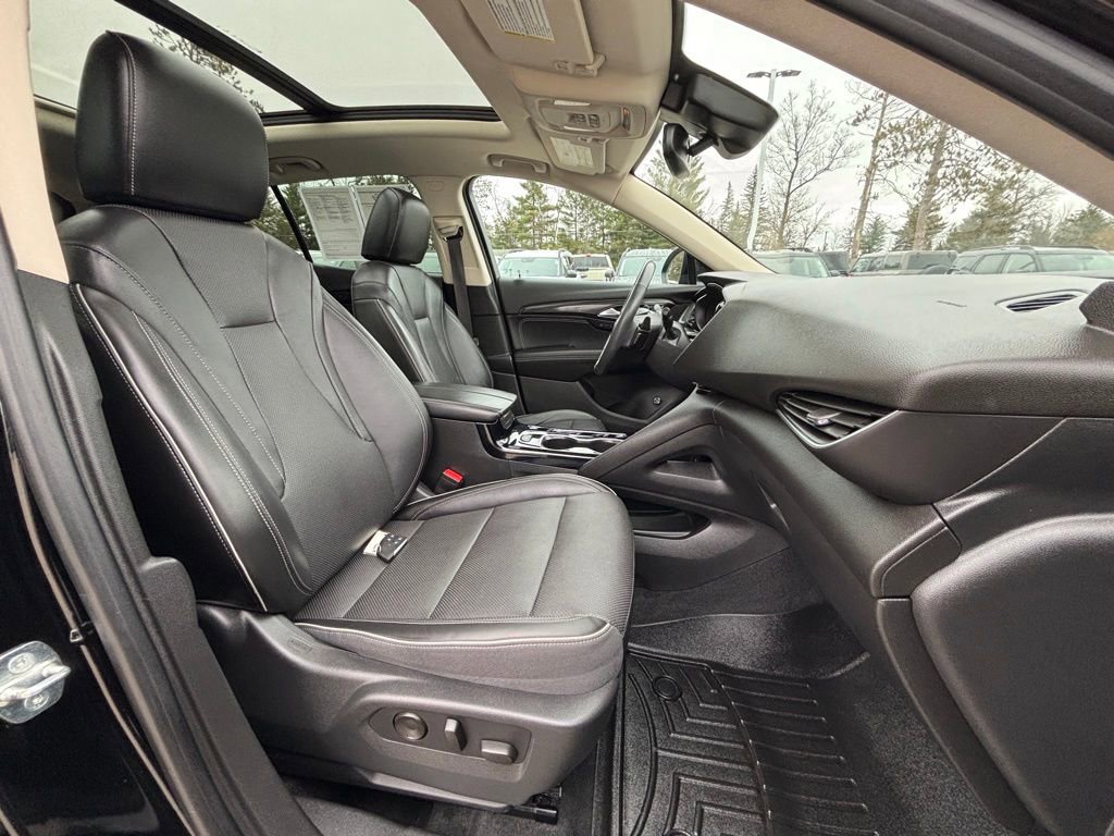 Used 2021 Buick Envision Essence w/ Sport Touring Package image 17
