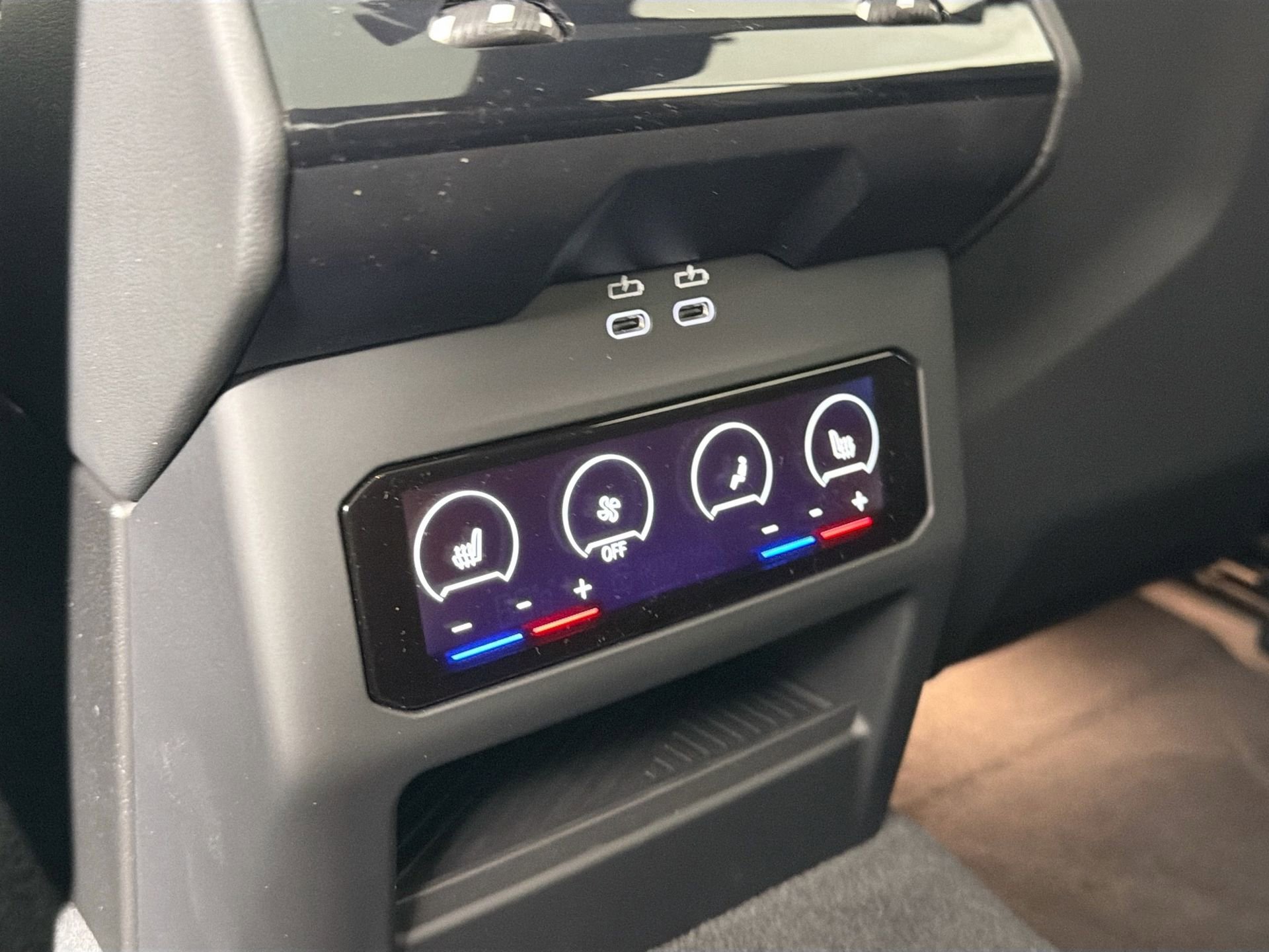 New 2026 BMW M5 w/ Executive Package image 26