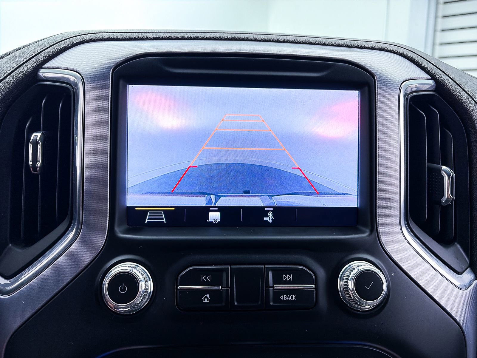 Used 2019 GMC Sierra 1500 SLT AWD/4WD image 7