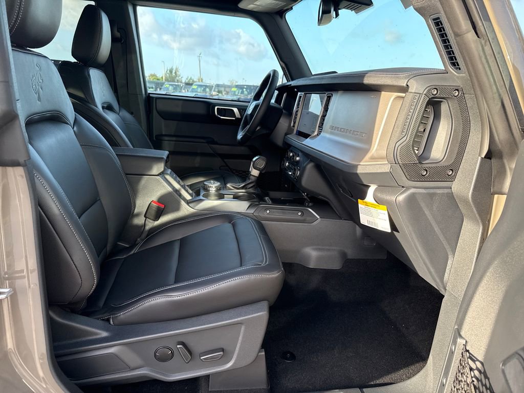 New 2025 Ford Bronco Outer Banks image 23