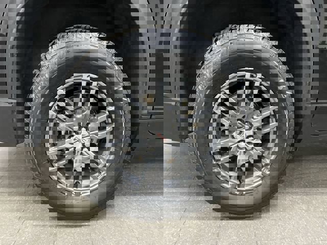 Certified 2025 GMC Acadia Elevation image 32