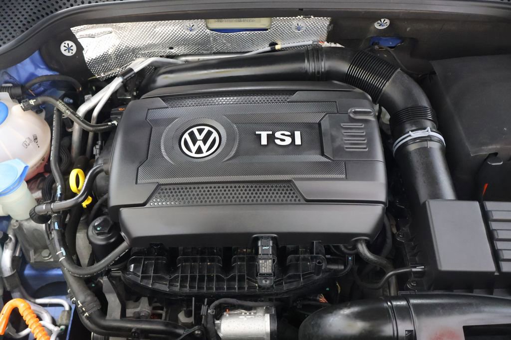 Used 2014 Volkswagen Beetle R-Line FWD image 26