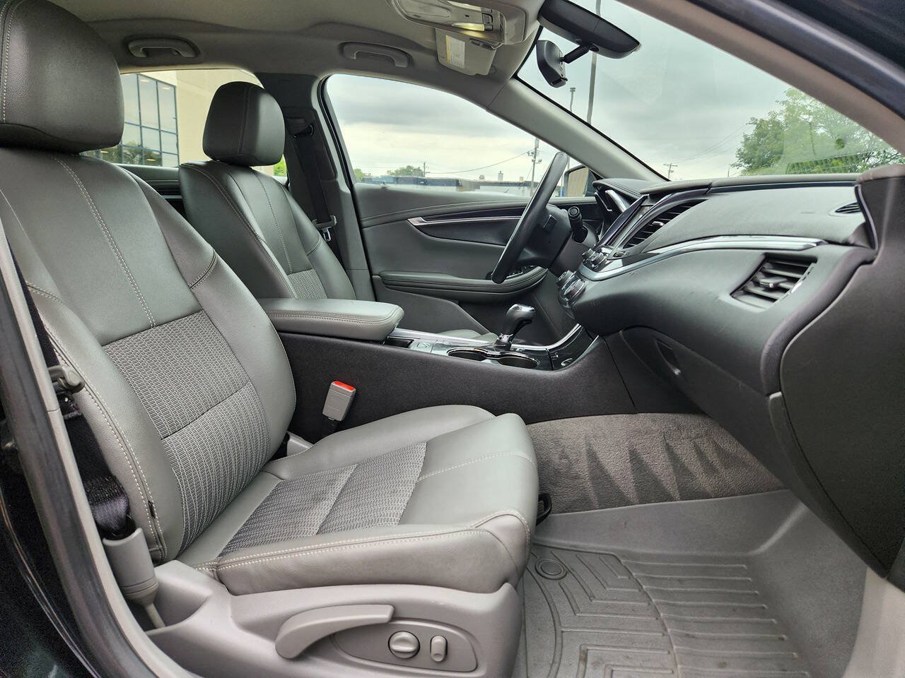 Used 2019 Chevrolet Impala LS FWD image 14