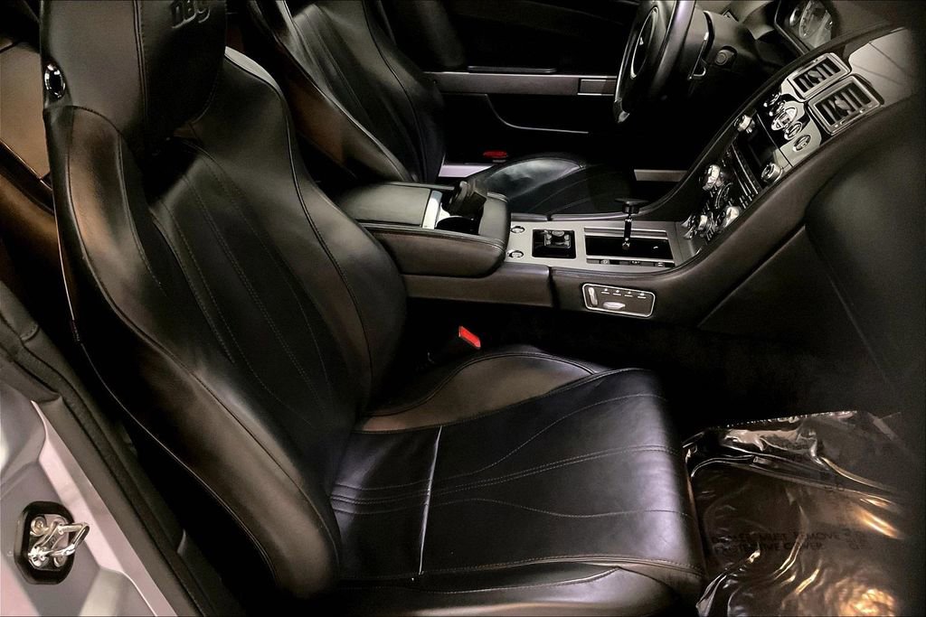 Used 2013 Aston Martin DB9 Volante image 14